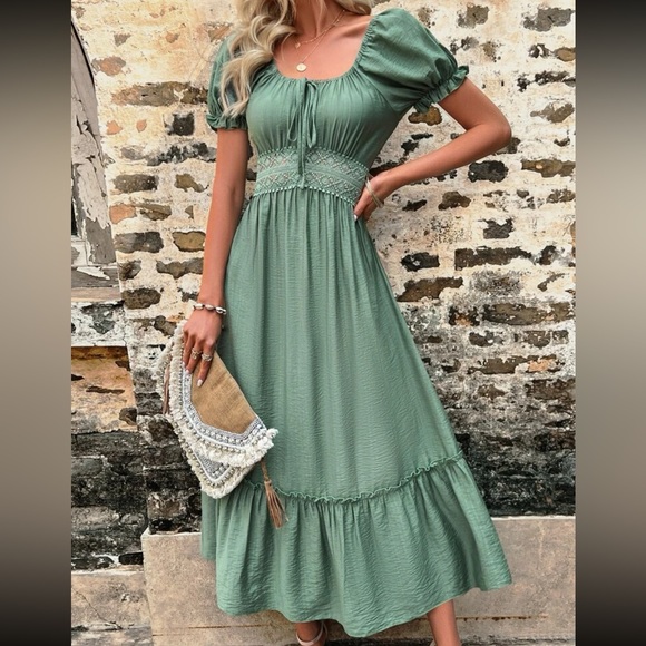 Boho Ruffle Trim Dress - Picture 4 of 9